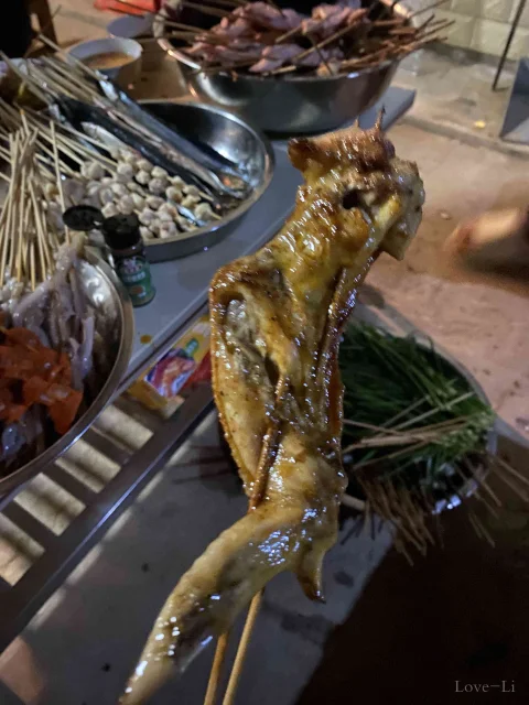 亲手烤个鸡翅给你吃